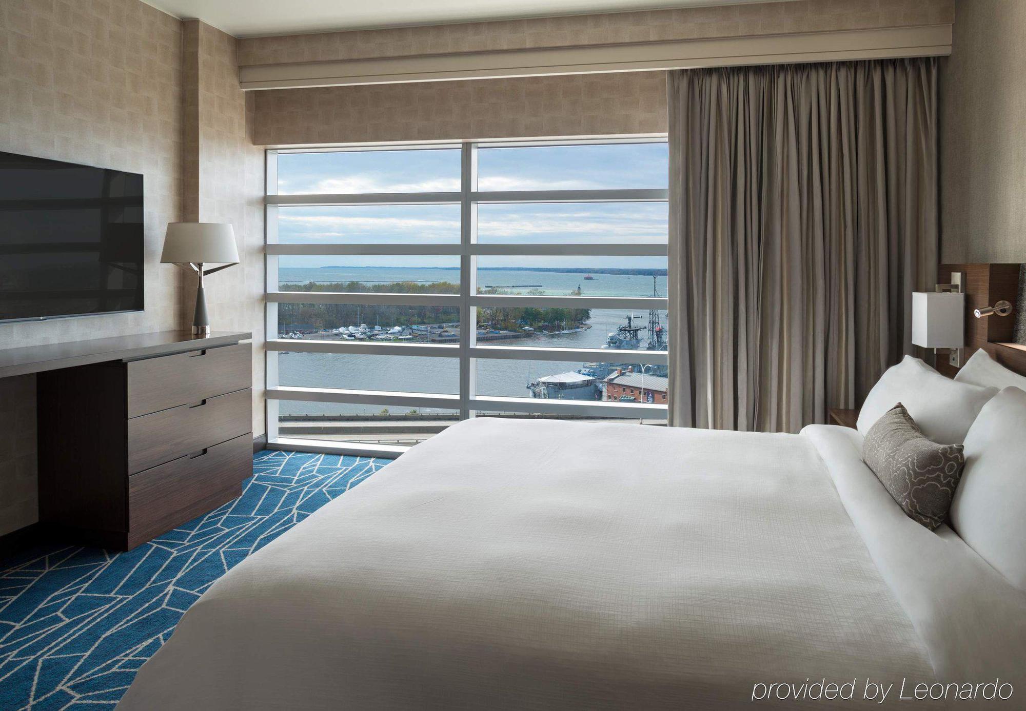Buffalo Marriott At Lecom Harborcenter Extérieur photo