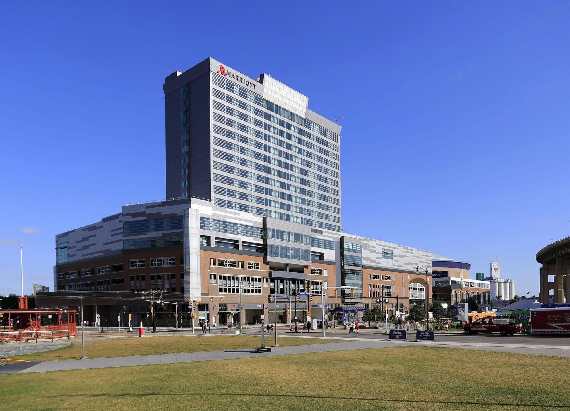 Buffalo Marriott At Lecom Harborcenter Extérieur photo